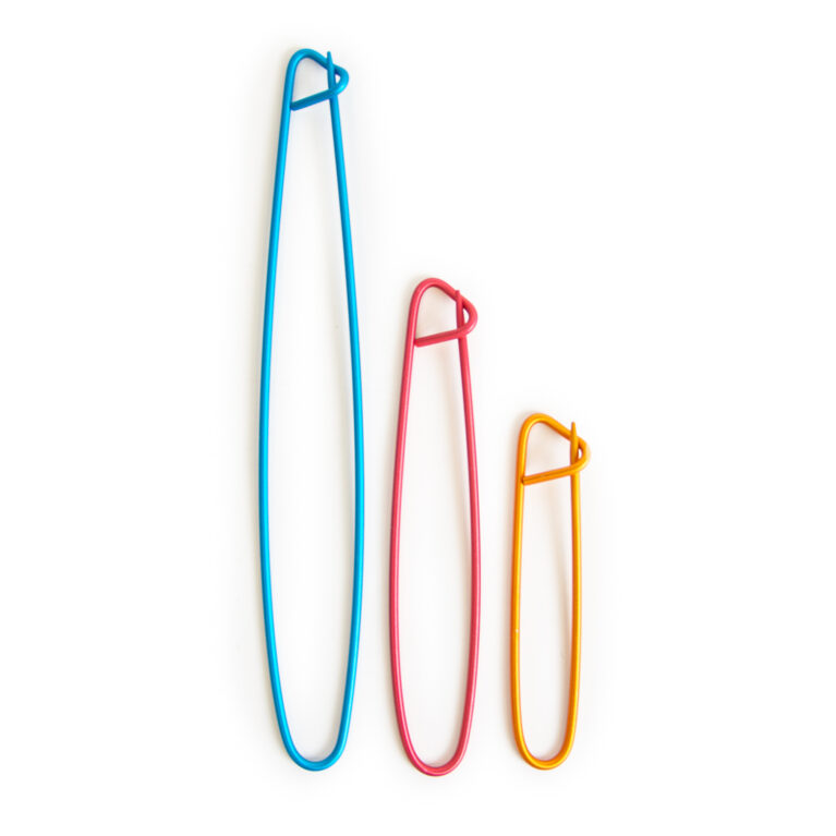 Pomocné jehlice zavírací